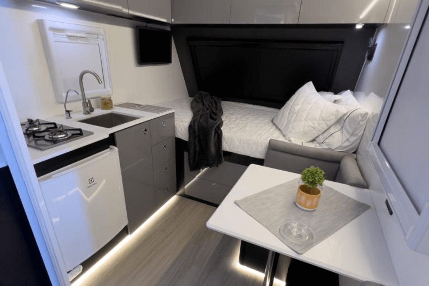 Home_Route_Trailers_03